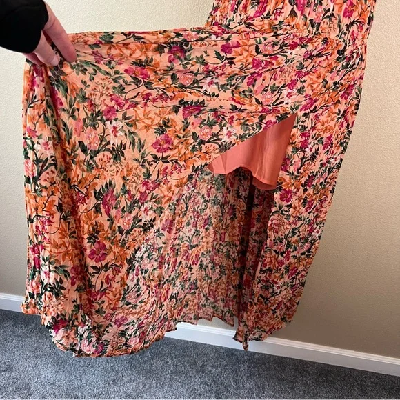 ASTR the label tropics plunge maxi dress in peach fuchsia floral - Picture 10 of 12